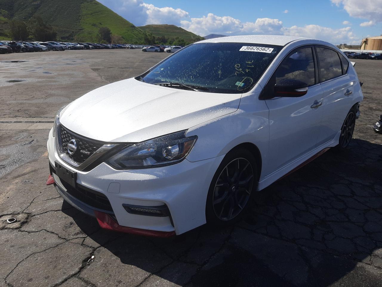 Photo 2 from auction – 2017 NISSAN SENTRA SR with VIN 3N1CB7AP5HY324707