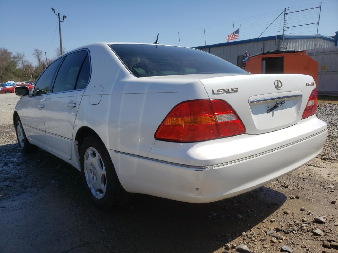 Photo 3 from auction – 2001 LEXUS LS 430 with VIN JTHBN30FX10009403