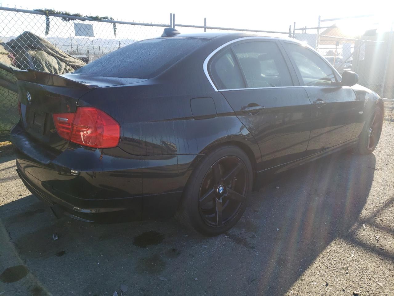 Photo 4 from auction – 2011 BMW 335 XI with VIN WBAPL5C54BA918001