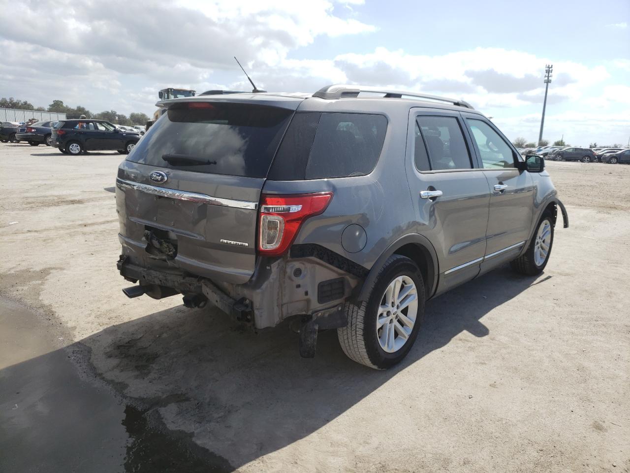 Photo 4 from auction – 2014 FORD EXPLORER X with VIN 1FM5K7D81EGA48478