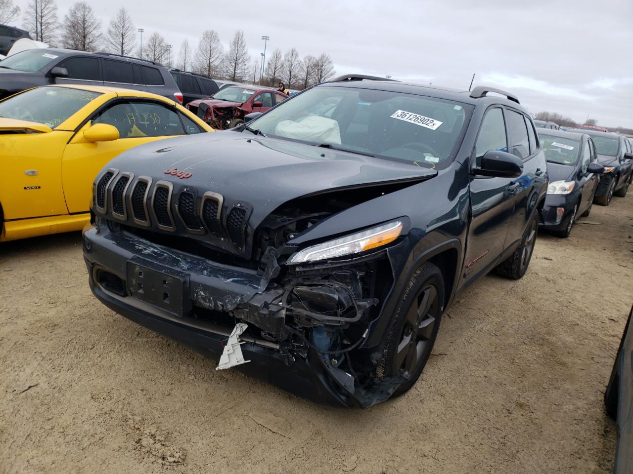 Photo 2 from auction – 2017 JEEP CHEROKEE L with VIN 1C4PJLCB3HW548058