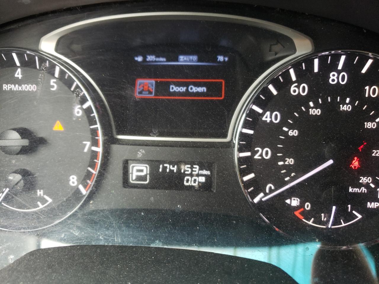 Photo 8 from auction – 2013 NISSAN PATHFINDER with VIN 5N1AR2MM1DC665881