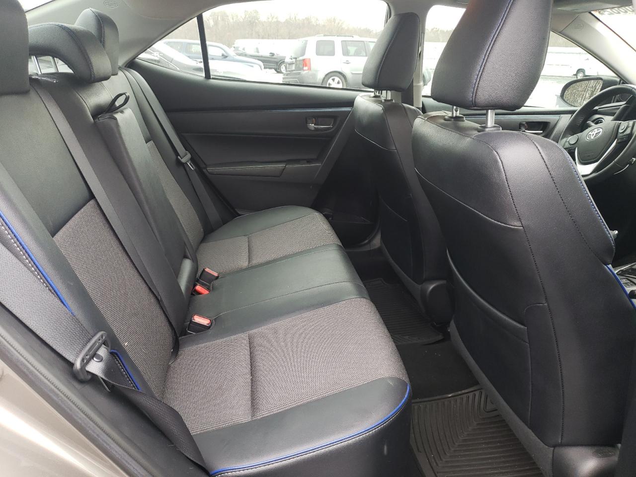 Фото 6 с аукциона – 2017 TOYOTA COROLLA L с VIN 2T1BURHE6HC836768