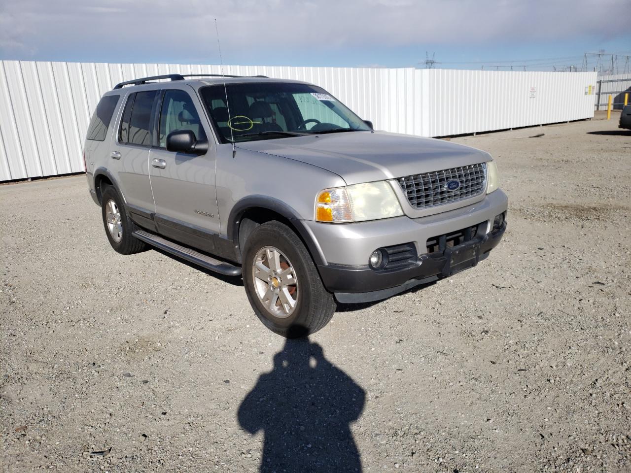FORD EXPLORER 2004 with VIN 1FMZU63K94ZA83310 - Photo from auction