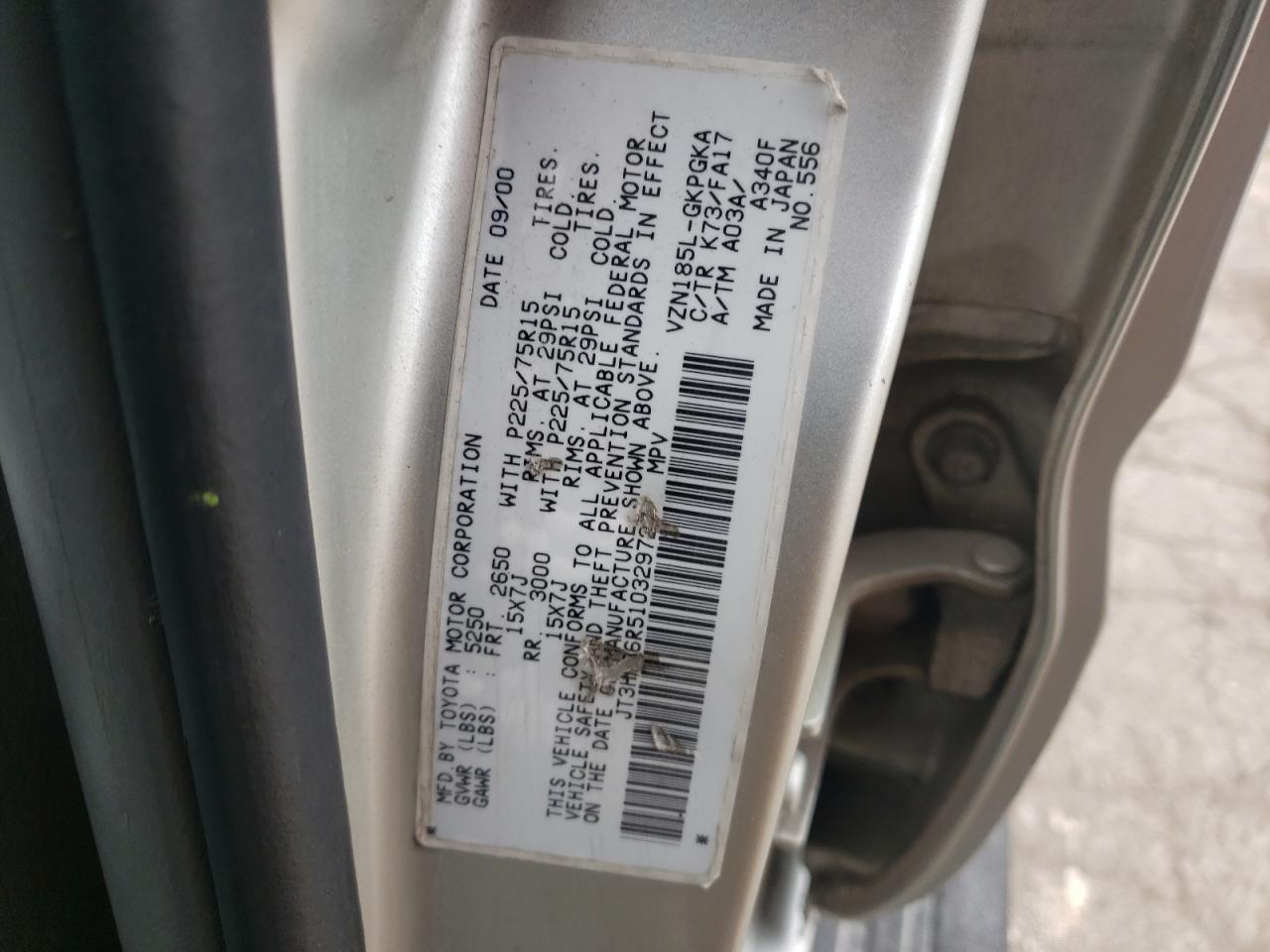 Photo 10 from auction – 2001 TOYOTA 4RUNNER SR with VIN JT3HN86R510329727