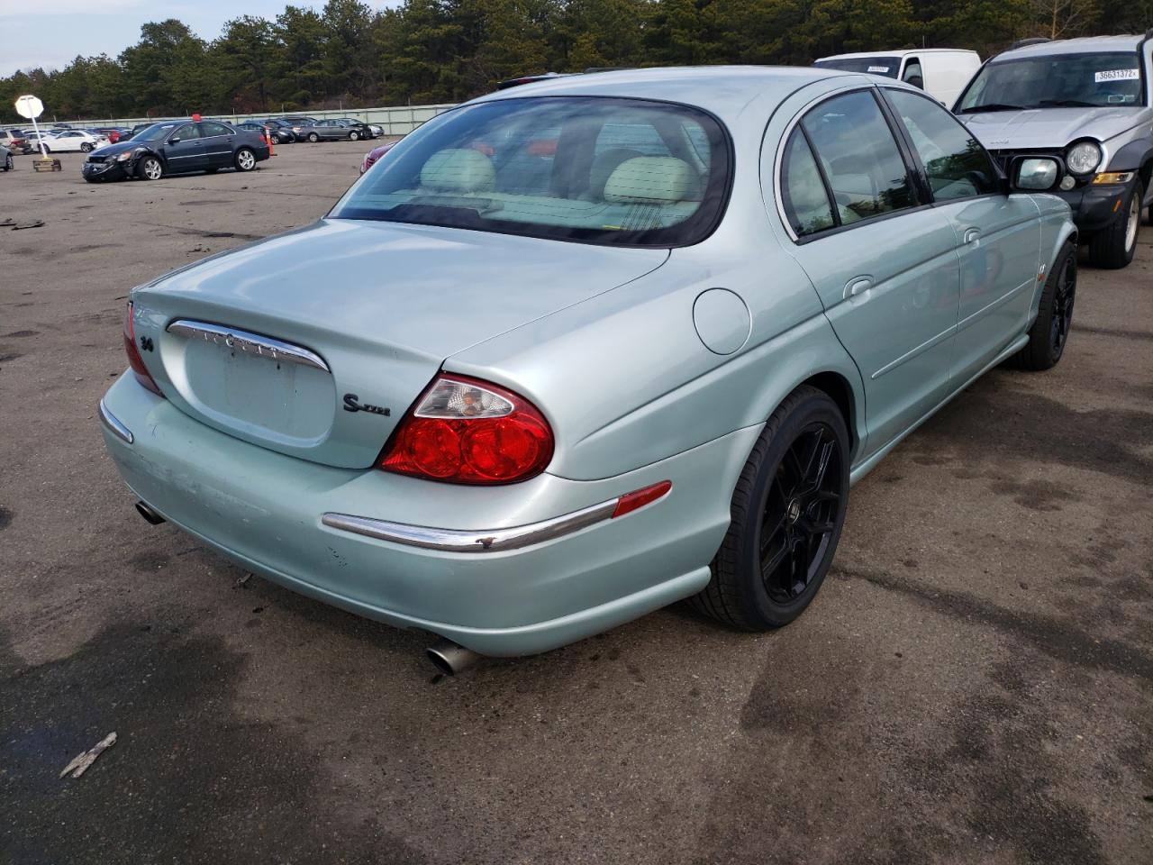 Photo 4 from auction – 2000 JAGUAR S-TYPE with VIN SAJDA01C2YFL14458