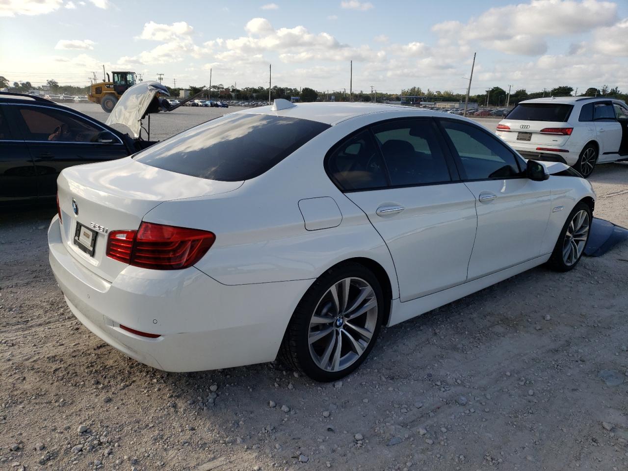 Photo 4 from auction – 2016 BMW 528 I with VIN WBA5A5C55GG354795