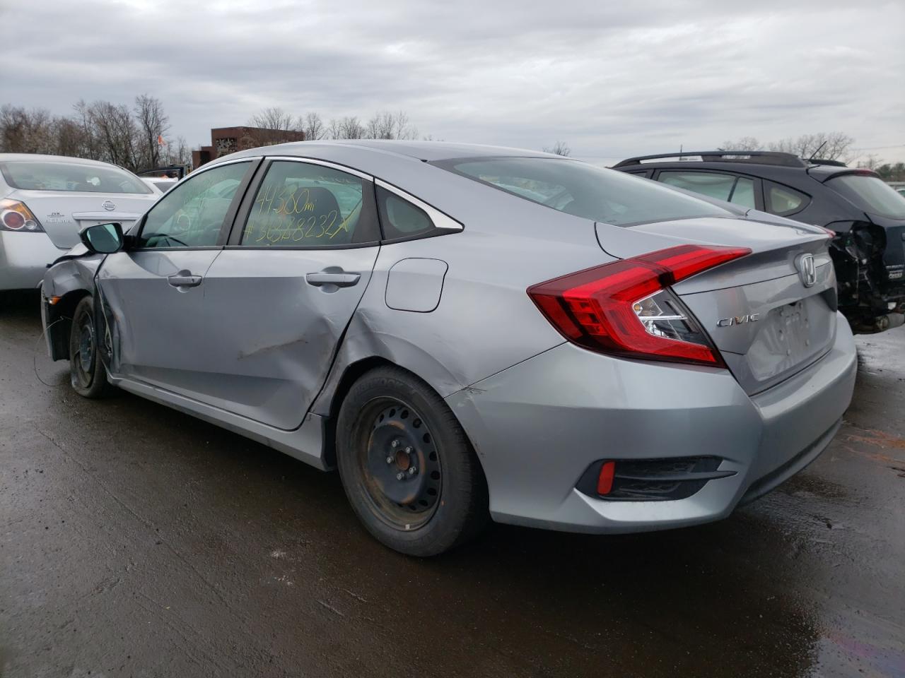 Photo 3 from auction – 2016 HONDA CIVIC LX with VIN 2HGFC2F52GH516979