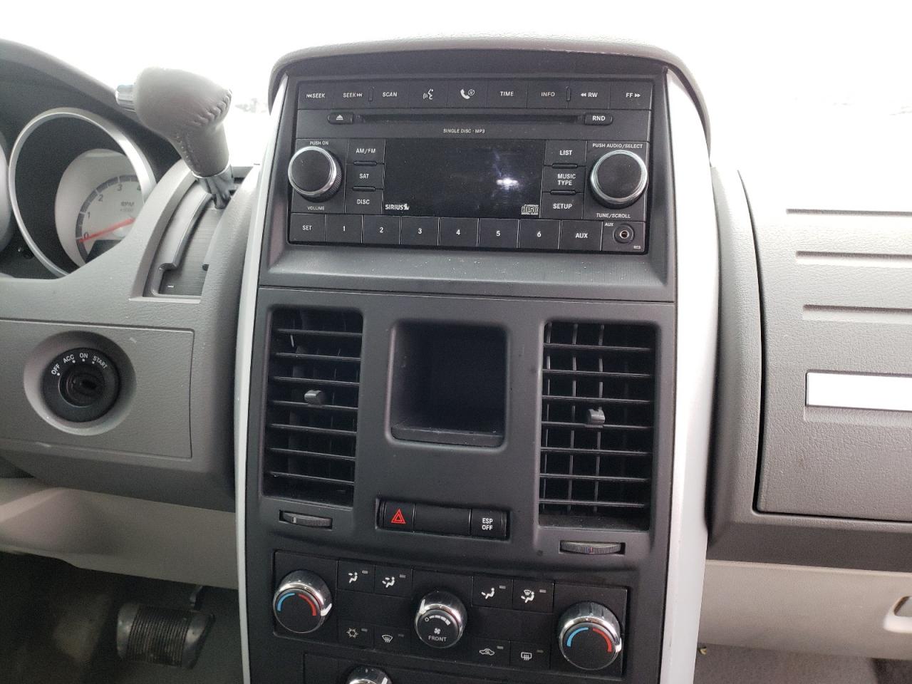 Photo 9 from auction – 2008 DODGE GRAND CARA with VIN 2D8HN54P08R737761