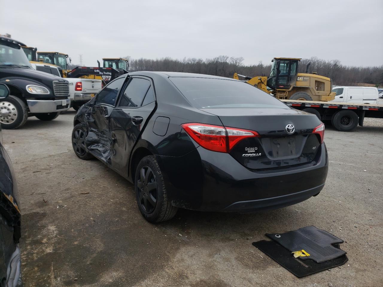 Photo 3 from auction – 2014 TOYOTA COROLLA with VIN 2T1BURHEXEC180425