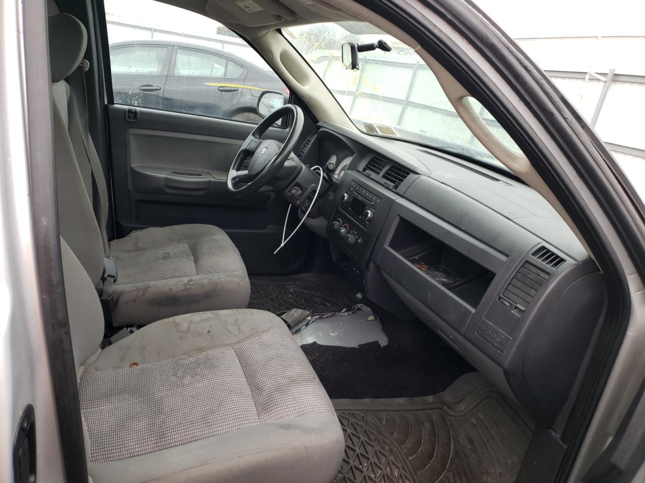 Foto 5 de la subasta – 2008 DODGE DAKOTA SXT con VIN 1D7HE32K58S528255