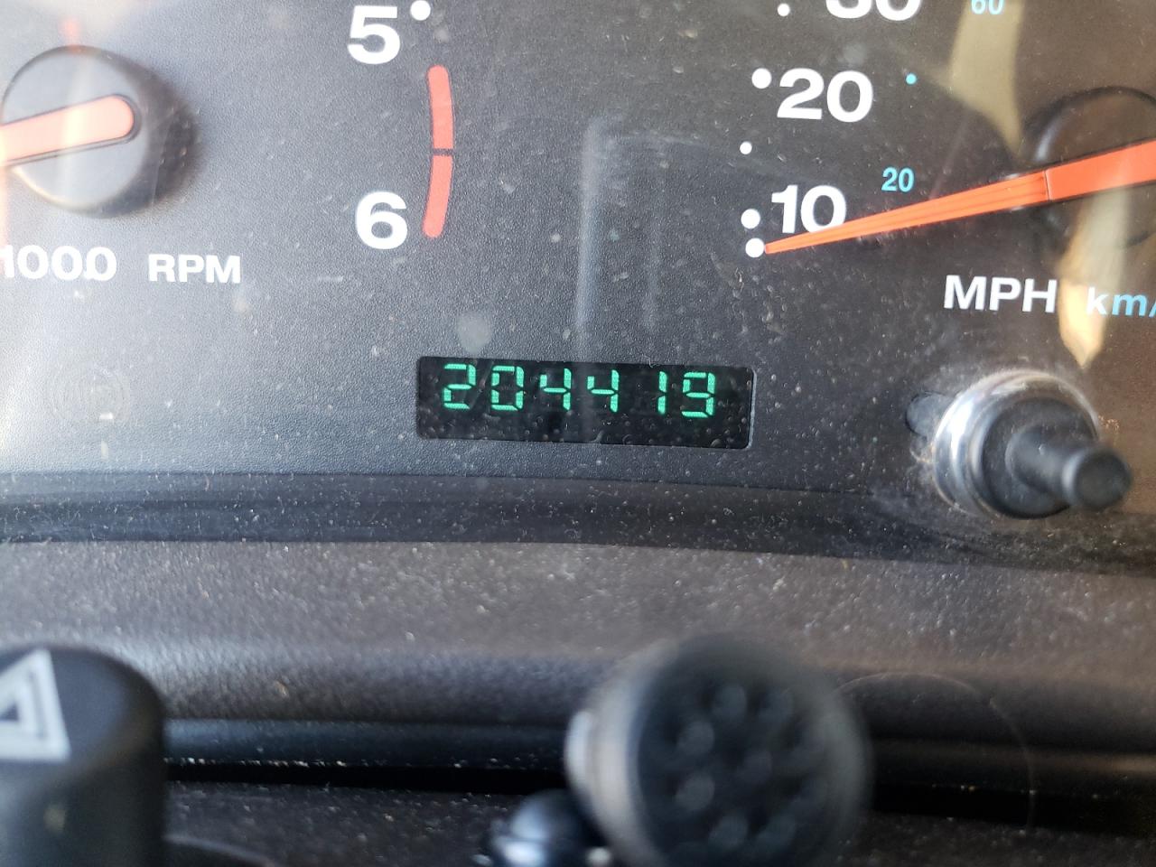 Photo 8 from auction – 2002 JEEP WRANGLER / with VIN 1J4FA59S62P767459