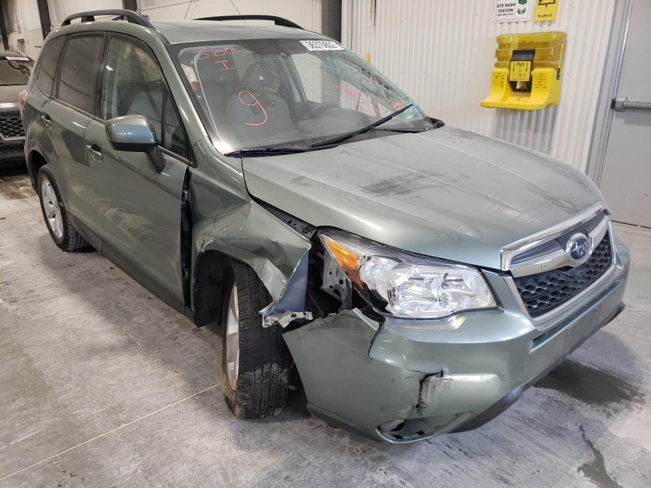 SUBARU FORESTER 2 2016 with VIN JF2SJADC3GH547115 - Photo from auction