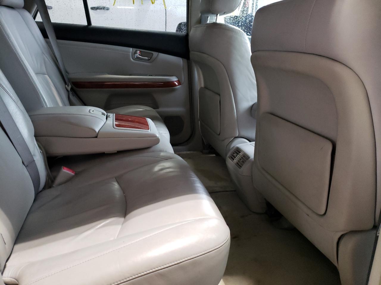 Photo 6 from auction – 2004 LEXUS RX 330 with VIN JTJHA31U840072750