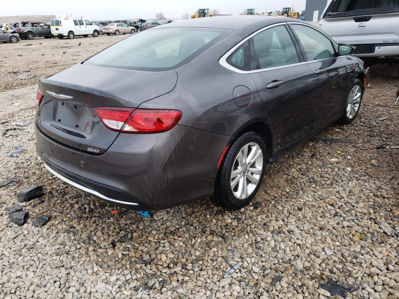 Photo 4 from auction – 2015 CHRYSLER 200 LIMITE with VIN 1C3CCCAB6FN667094