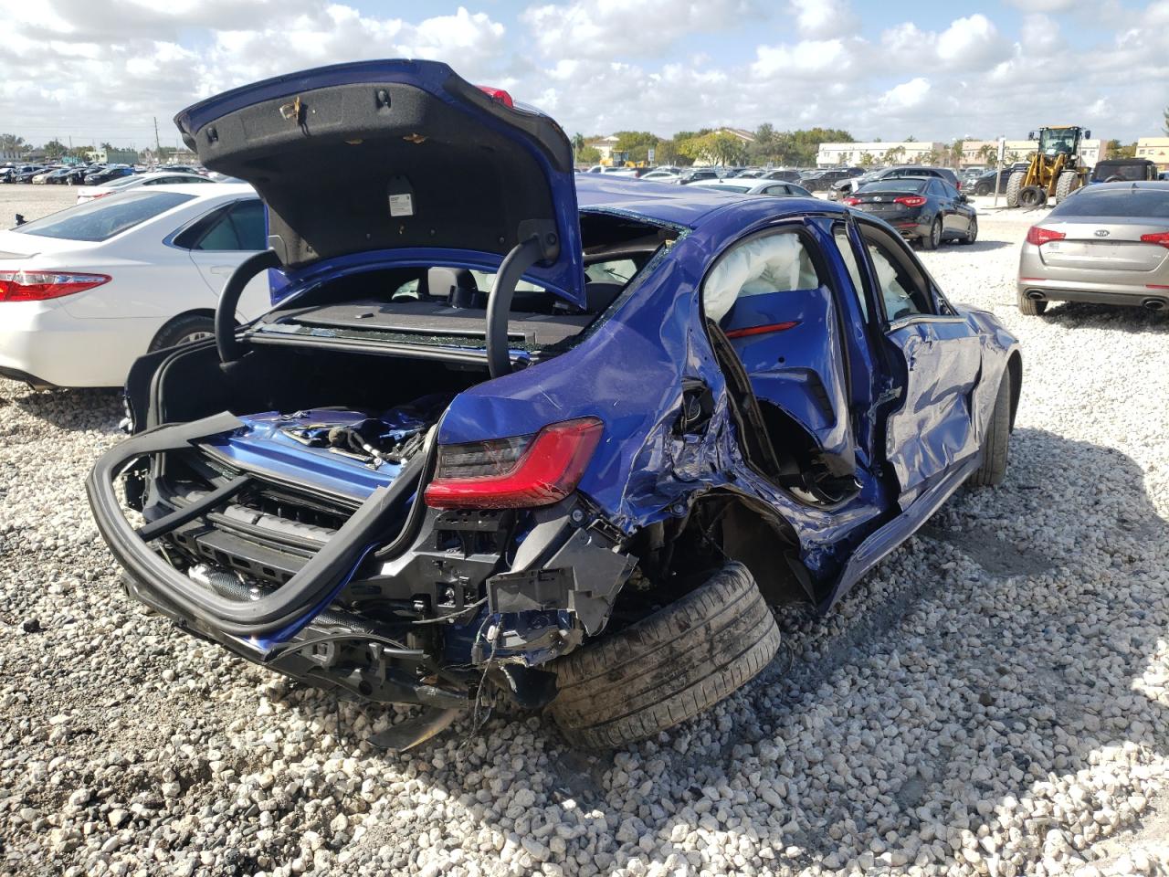 Photo 4 from auction – 2021 BMW 330I with VIN 3MW5R1J06M8C10370
