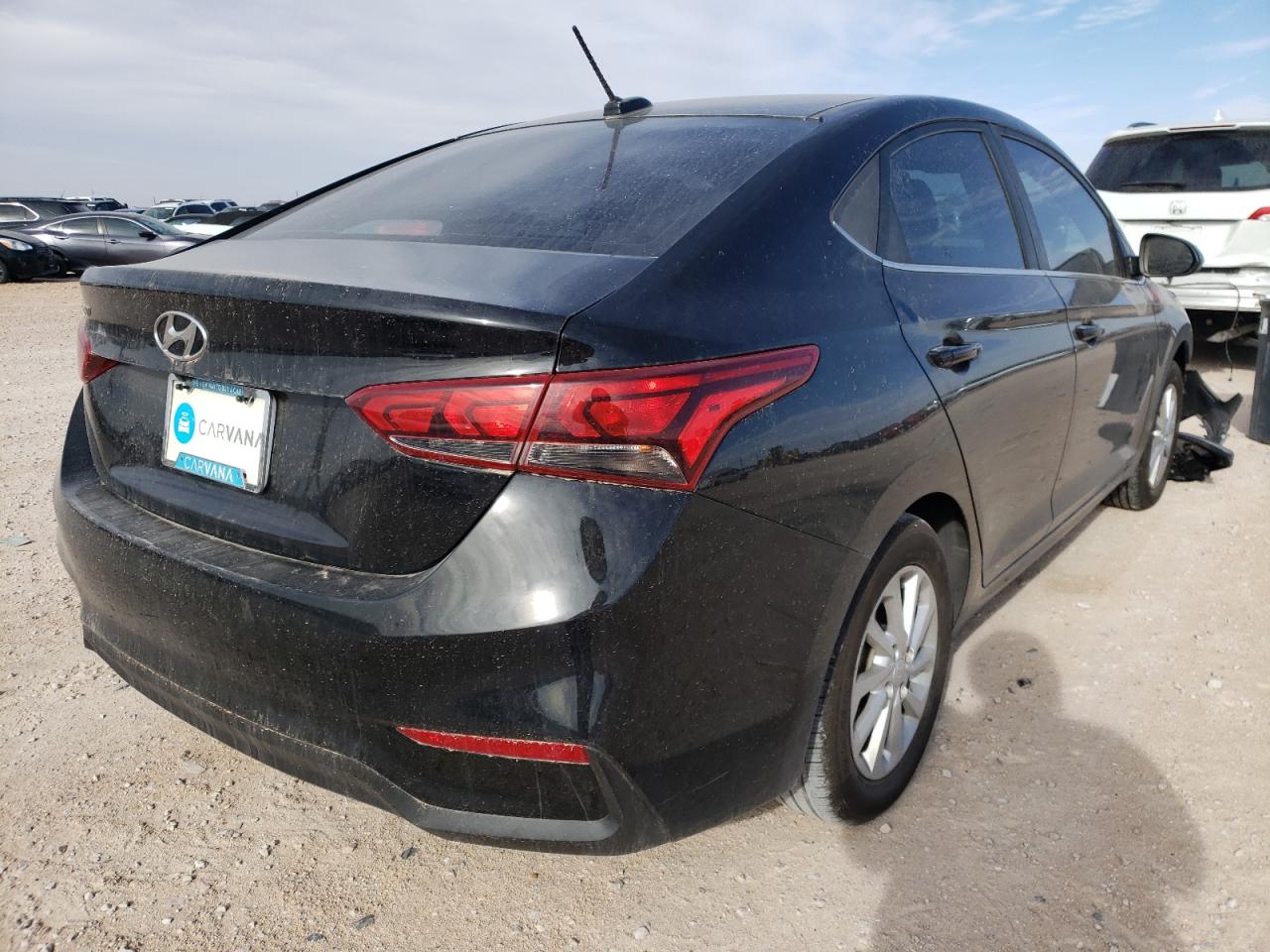 Photo 4 from auction – 2019 HYUNDAI ACCENT SE with VIN 3KPC24A30KE066971