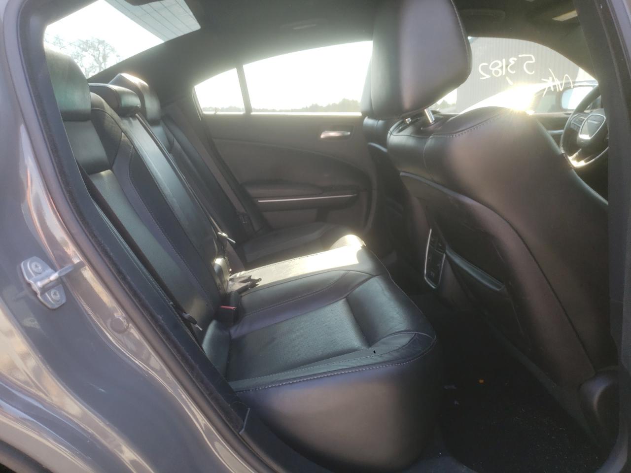 Photo 6 from auction – 2019 DODGE CHARGER SX with VIN 2C3CDXBG1KH738932