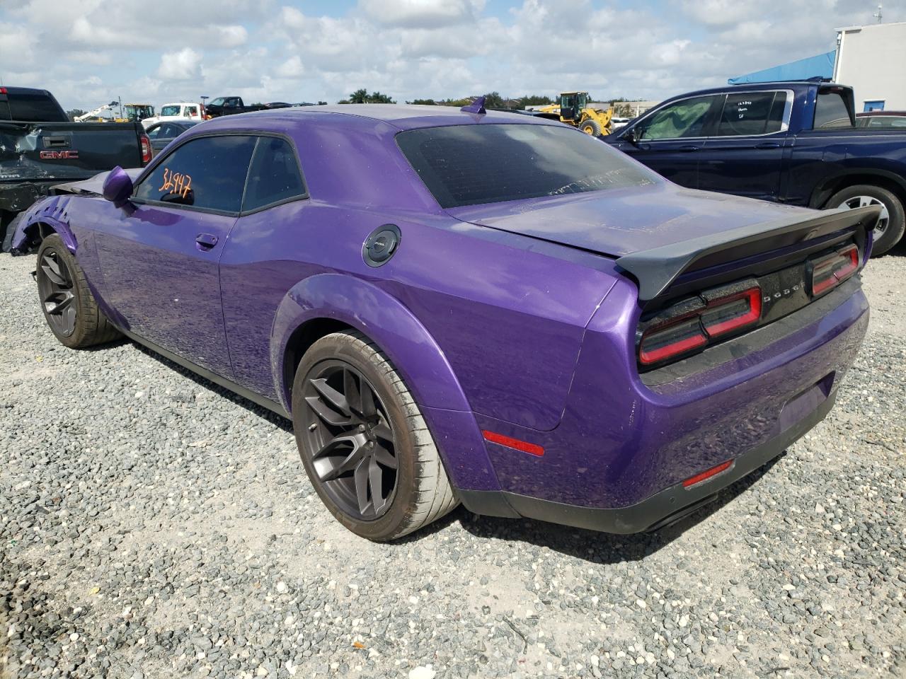 Photo 3 from auction – 2019 DODGE CHALLENGER with VIN 2C3CDZL94KH581330