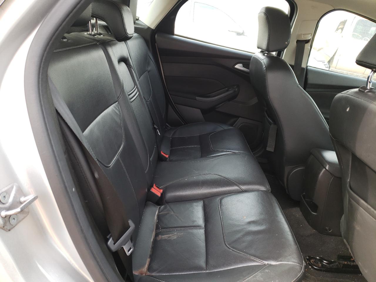Photo 6 from auction – 2016 FORD FOCUS SE with VIN 1FADP3K2XGL340686