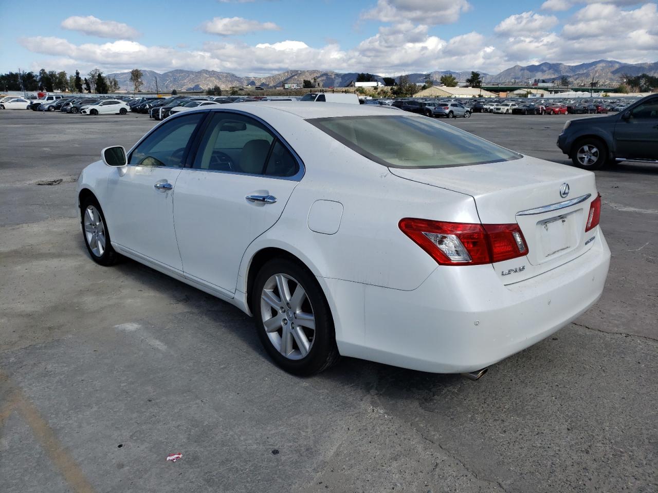 Photo 3 from auction – 2007 LEXUS ES 350 with VIN JTHBJ46G372059106