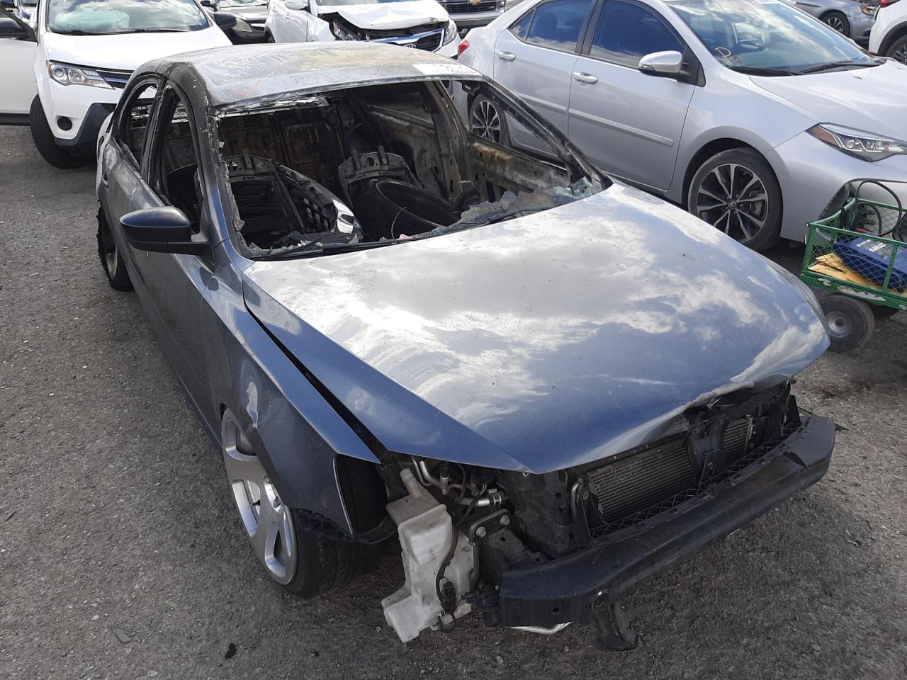 VOLKSWAGEN JETTA BASE 2015 with VIN 3VW1K7AJ2FM300723 - Photo from auction