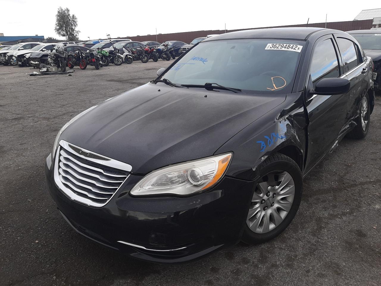 Photo 2 from auction – 2013 CHRYSLER 200 LX with VIN 1C3CCBAB1DN686711