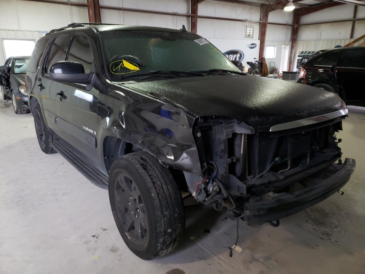 GMC YUKON 2007 with VIN 1GKFC13007J235400 - Photo from auction