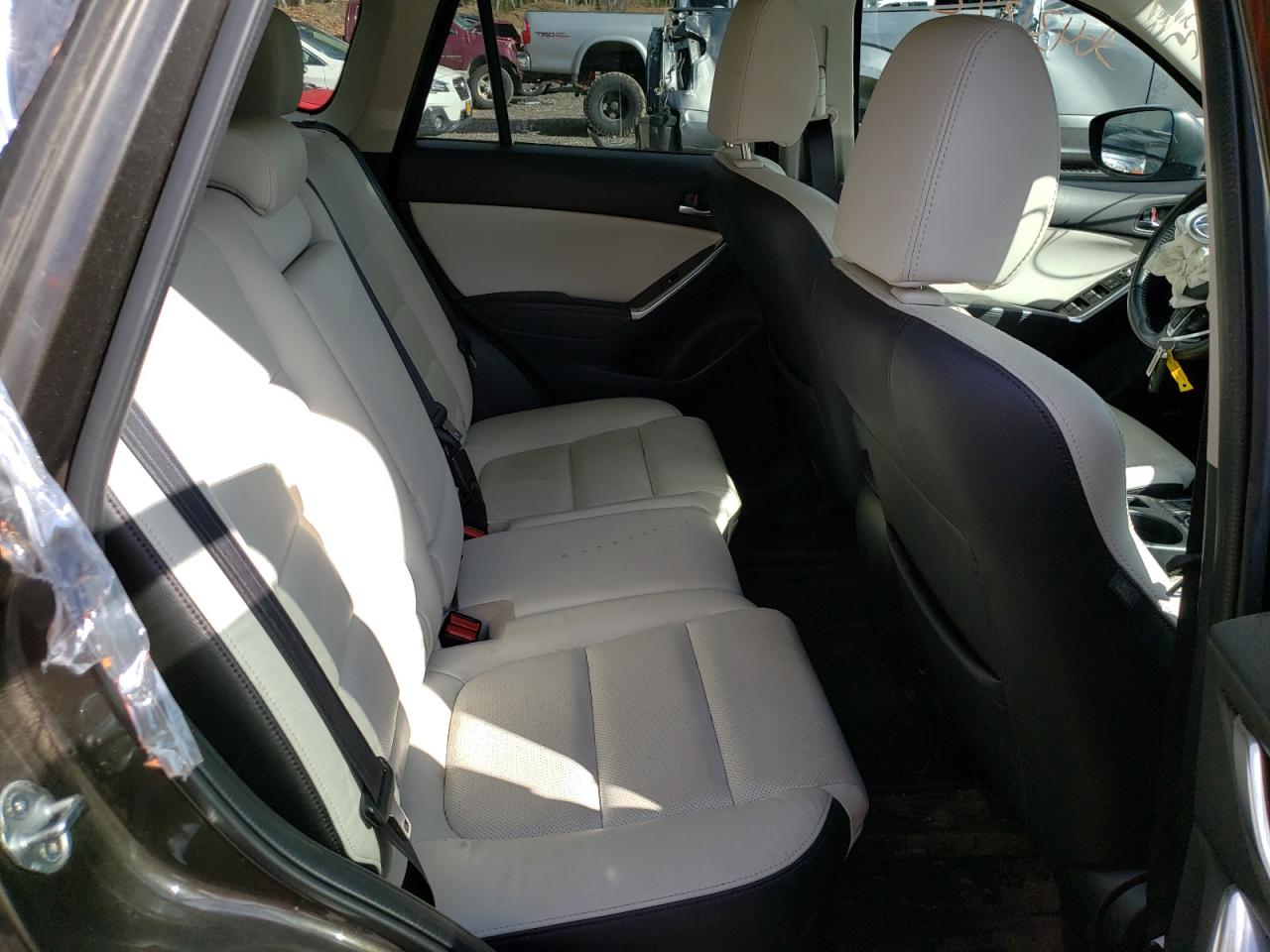 Photo 6 from auction – 2016 MAZDA CX-5 GT with VIN JM3KE4DY9G0622163