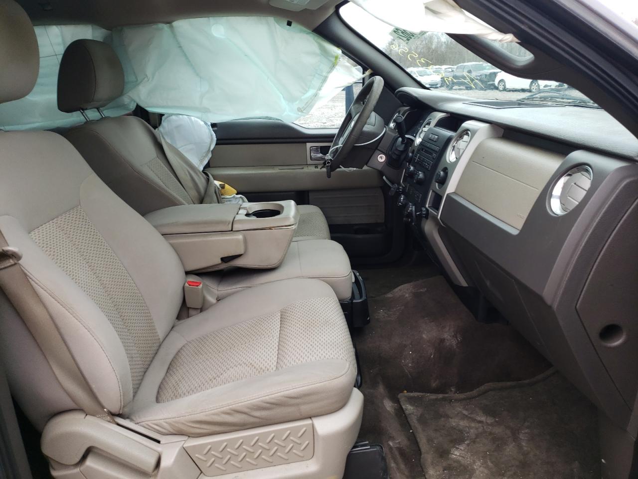 Photo 5 from auction – 2010 FORD F150 SUPER with VIN 1FTFW1EV9AKE64879