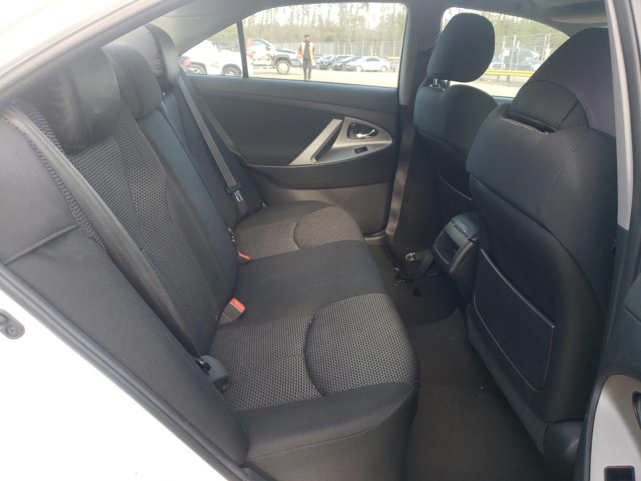 Foto 6 de la subasta – 2011 TOYOTA CAMRY BASE con VIN 4T1BF3EK7BU659915