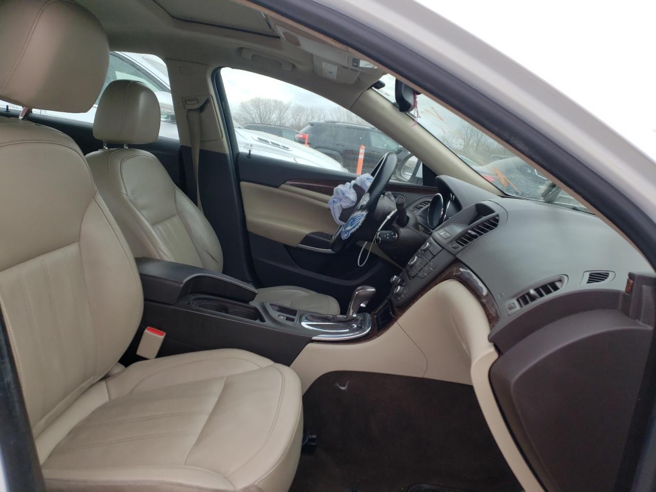 Photo 5 from auction – 2012 BUICK REGAL with VIN 2G4GR5EKXC9154541