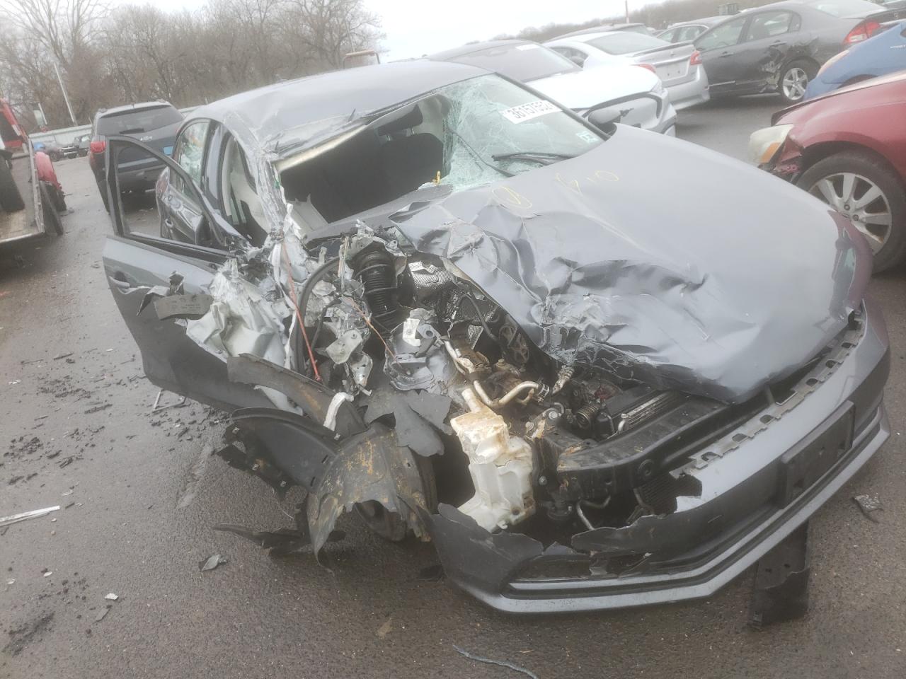 Photo 1 from auction – 2015 VOLKSWAGEN JETTA BASE with VIN 3VW2K7AJ7FM344768