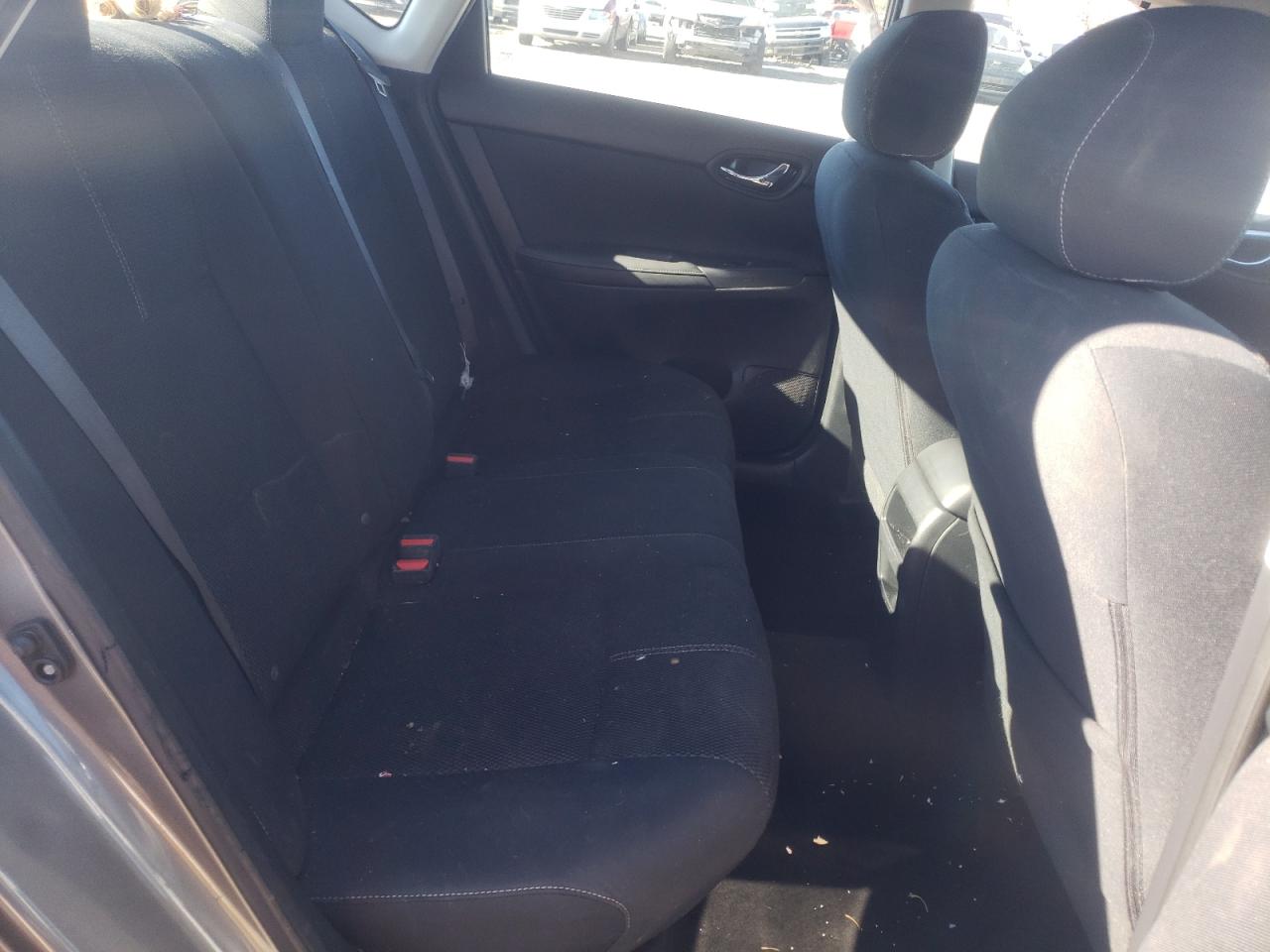 Photo 6 from auction – 2017 NISSAN SENTRA S with VIN 3N1AB7AP8HY245314