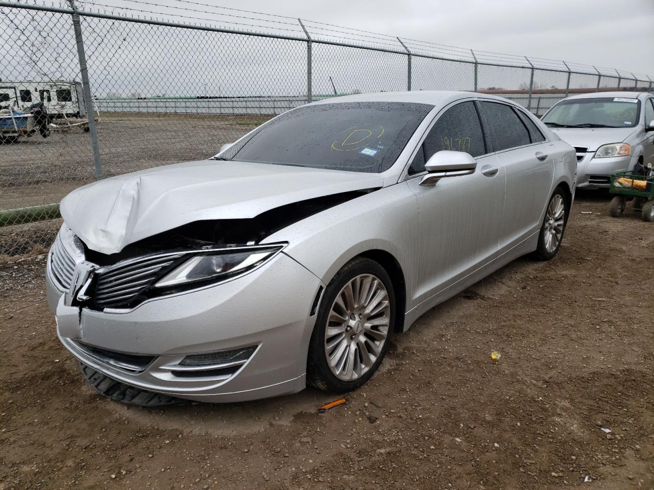 Photo 2 from auction – 2013 LINCOLN MKZ with VIN 3LN6L2G90DR828455