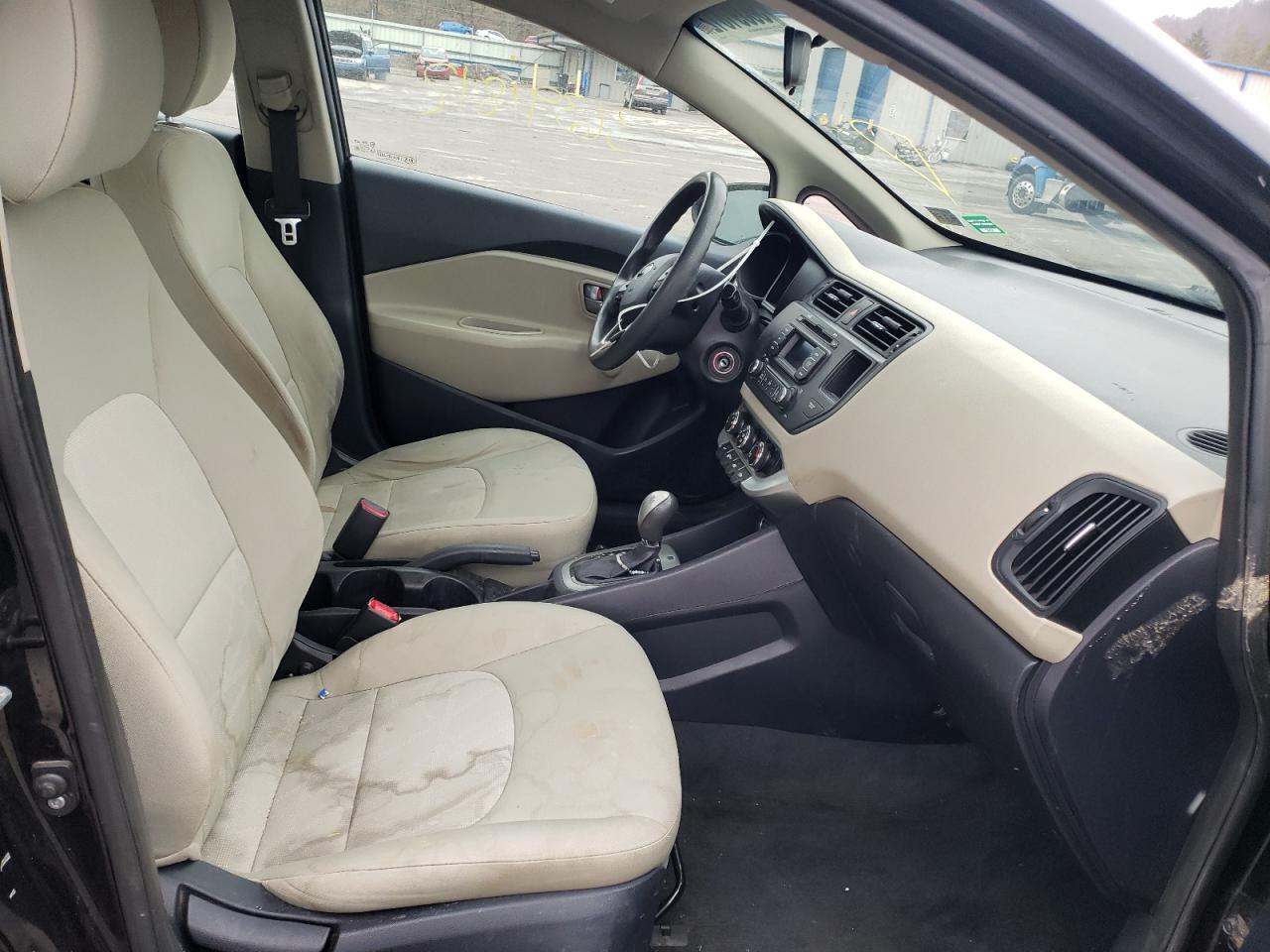Photo 5 from auction – 2013 KIA RIO LX with VIN KNADM4A30D6312745