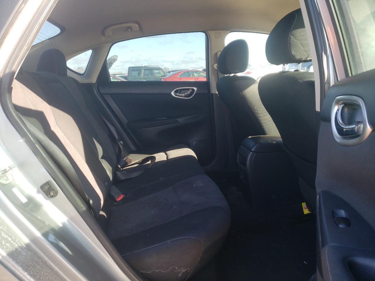 Photo 6 from auction – 2014 NISSAN SENTRA S with VIN 3N1AB7AP7EL676512
