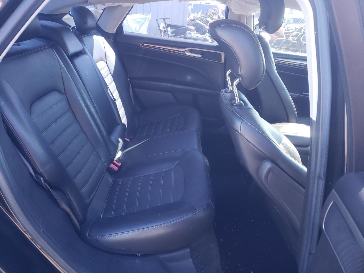 Photo 6 from auction – 2014 FORD FUSION SE with VIN 3FA6P0H99ER178642