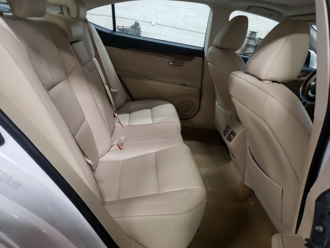 Photo 6 from auction – 2015 LEXUS ES 300H with VIN JTHBW1GG1F2083689