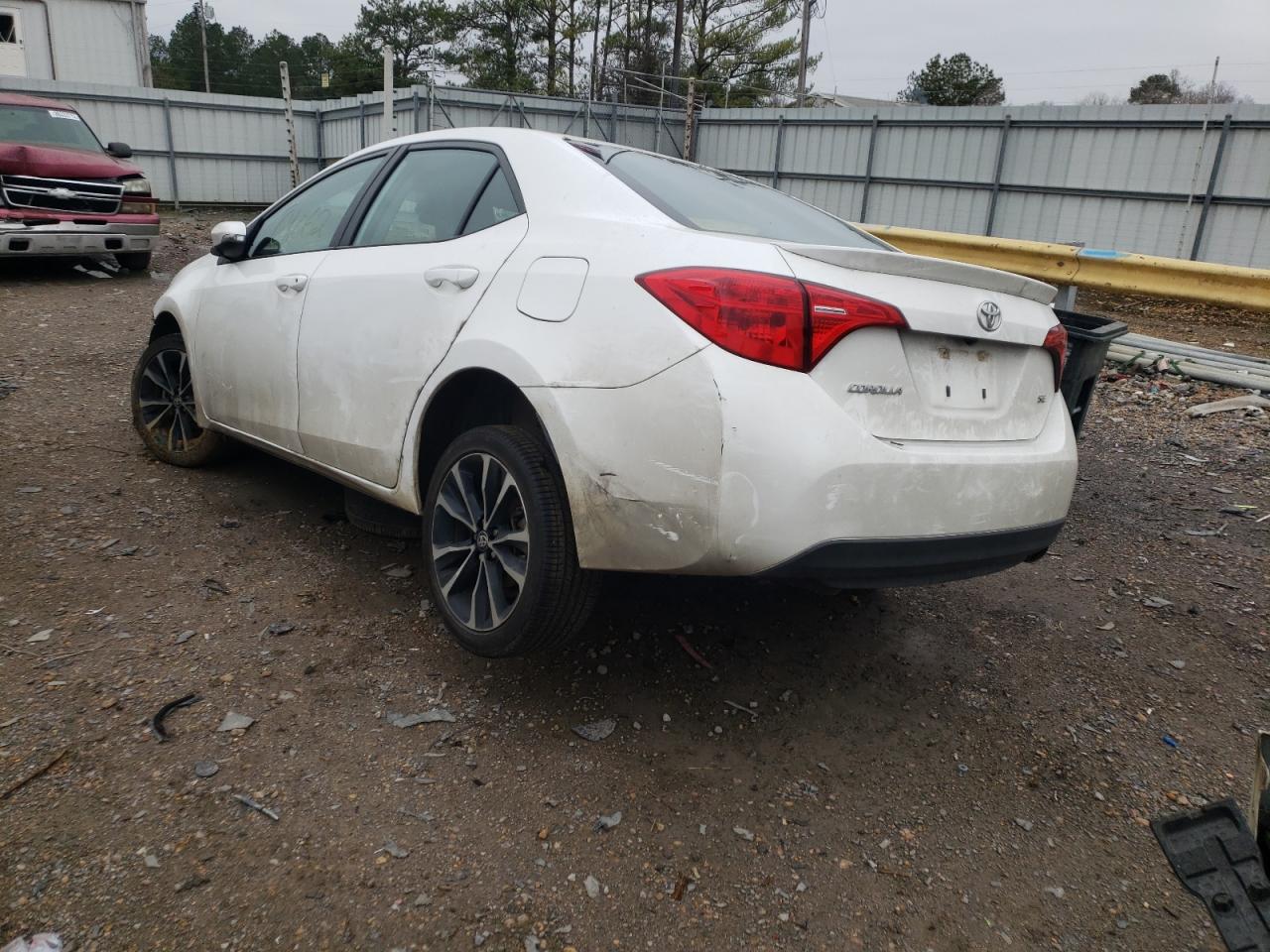 Photo 3 from auction – 2018 TOYOTA COROLLA L with VIN 5YFBURHE0JP831233