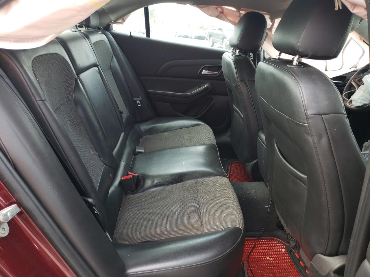 Photo 6 from auction – 2016 CHEVROLET MALIBU LIM with VIN 1G11C5SA0GF142024