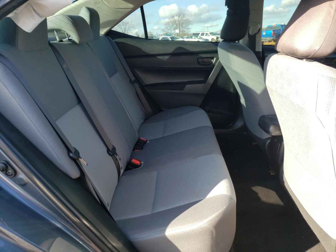 Photo 6 from auction – 2017 TOYOTA COROLLA L with VIN 2T1BURHE9HC753917
