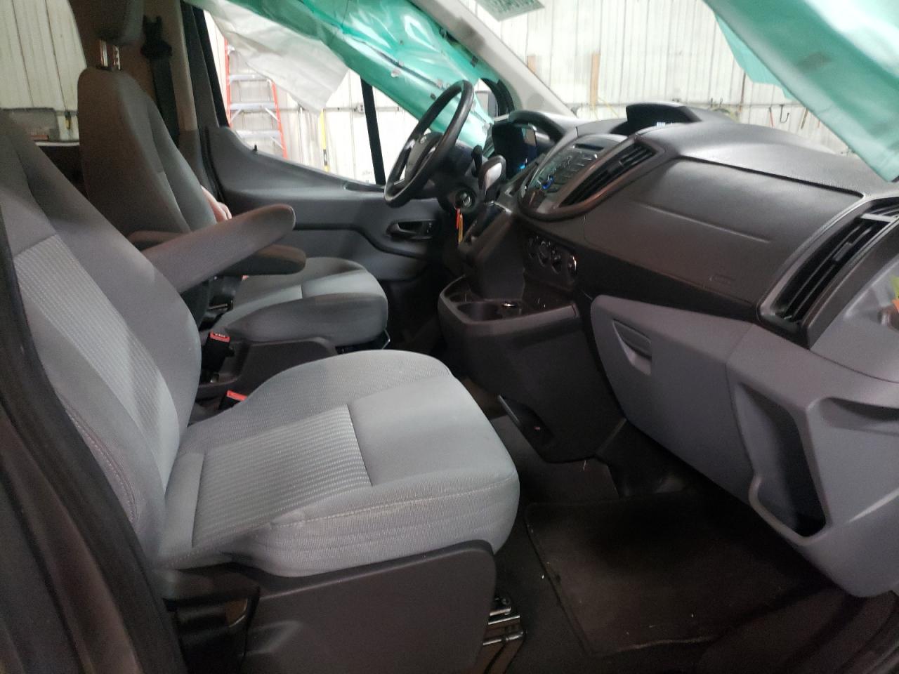 Photo 5 from auction – 2015 FORD TRANSIT T- with VIN 1FBZX2ZG8FKA66859