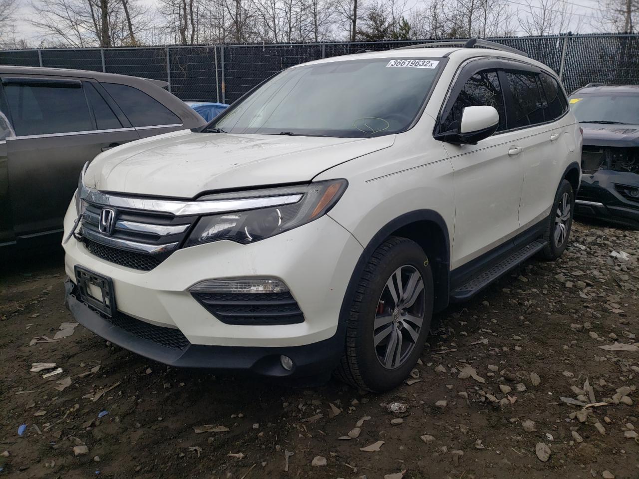 Photo 2 from auction – 2016 HONDA PILOT EX with VIN 5FNYF6H37GB041613