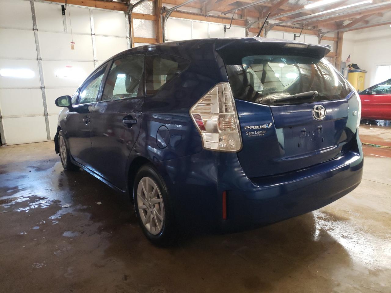Photo 3 from auction – 2012 TOYOTA PRIUS V with VIN JTDZN3EU8C3126373