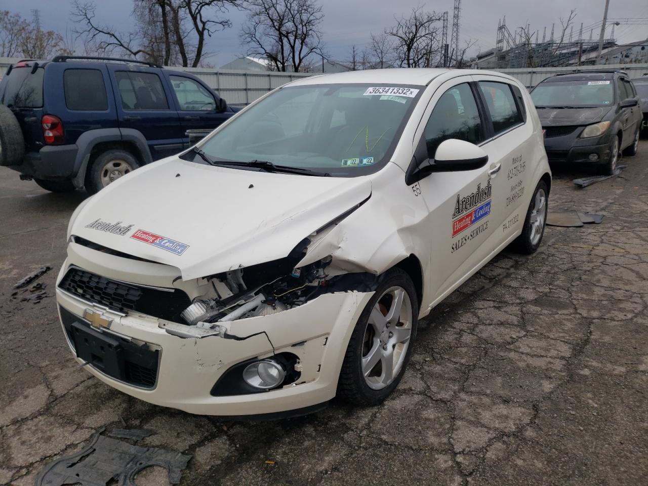 Photo 2 from auction – 2015 CHEVROLET SONIC LTZ with VIN 1G1JE6SB3F4104144