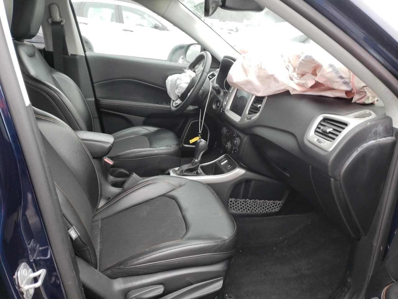 Photo 5 from auction – 2018 JEEP COMPASS LA with VIN 3C4NJCBB4JT271599