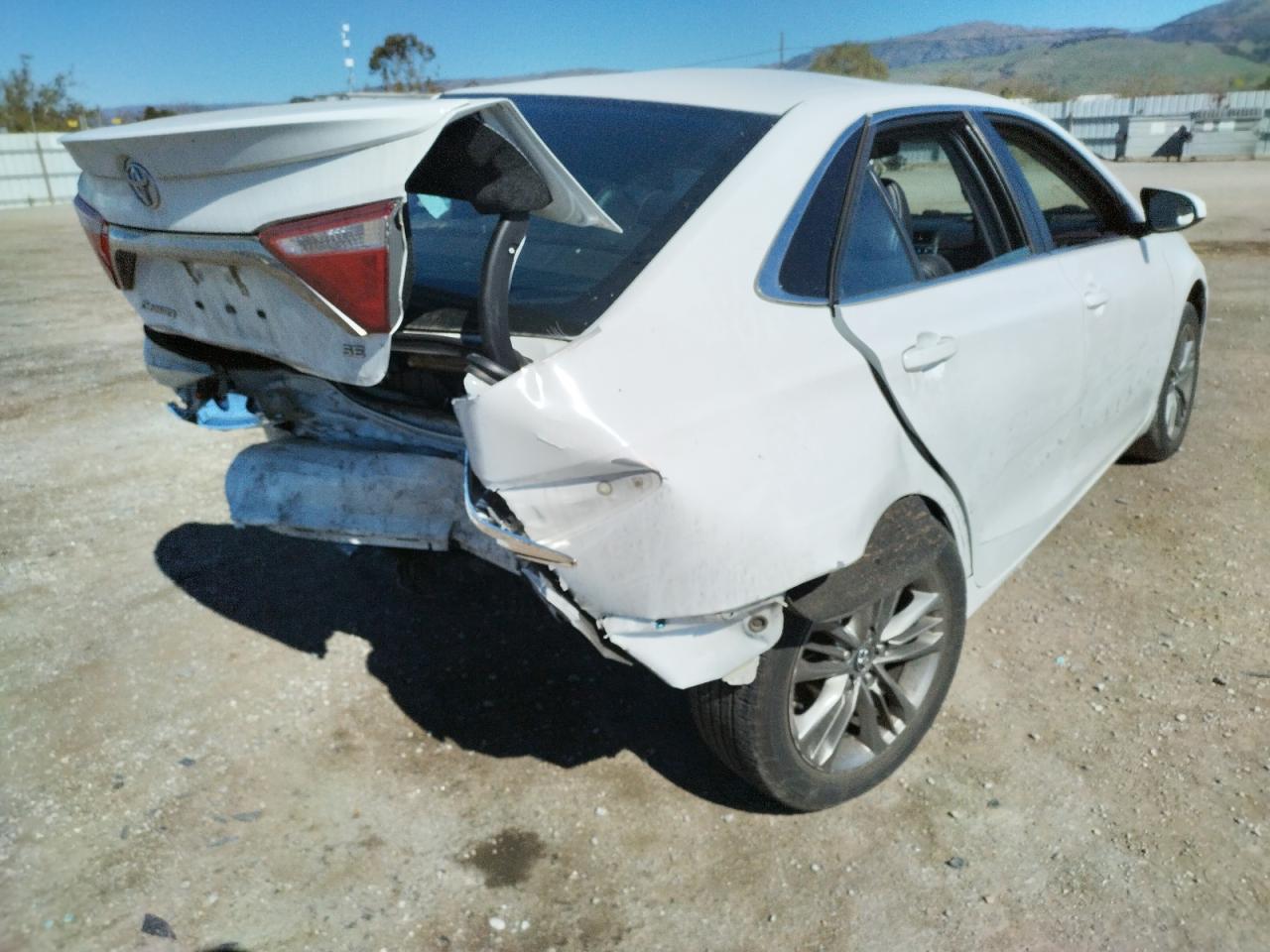 Photo 9 from auction – 2016 TOYOTA CAMRY LE with VIN 4T1BF1FK7GU579864