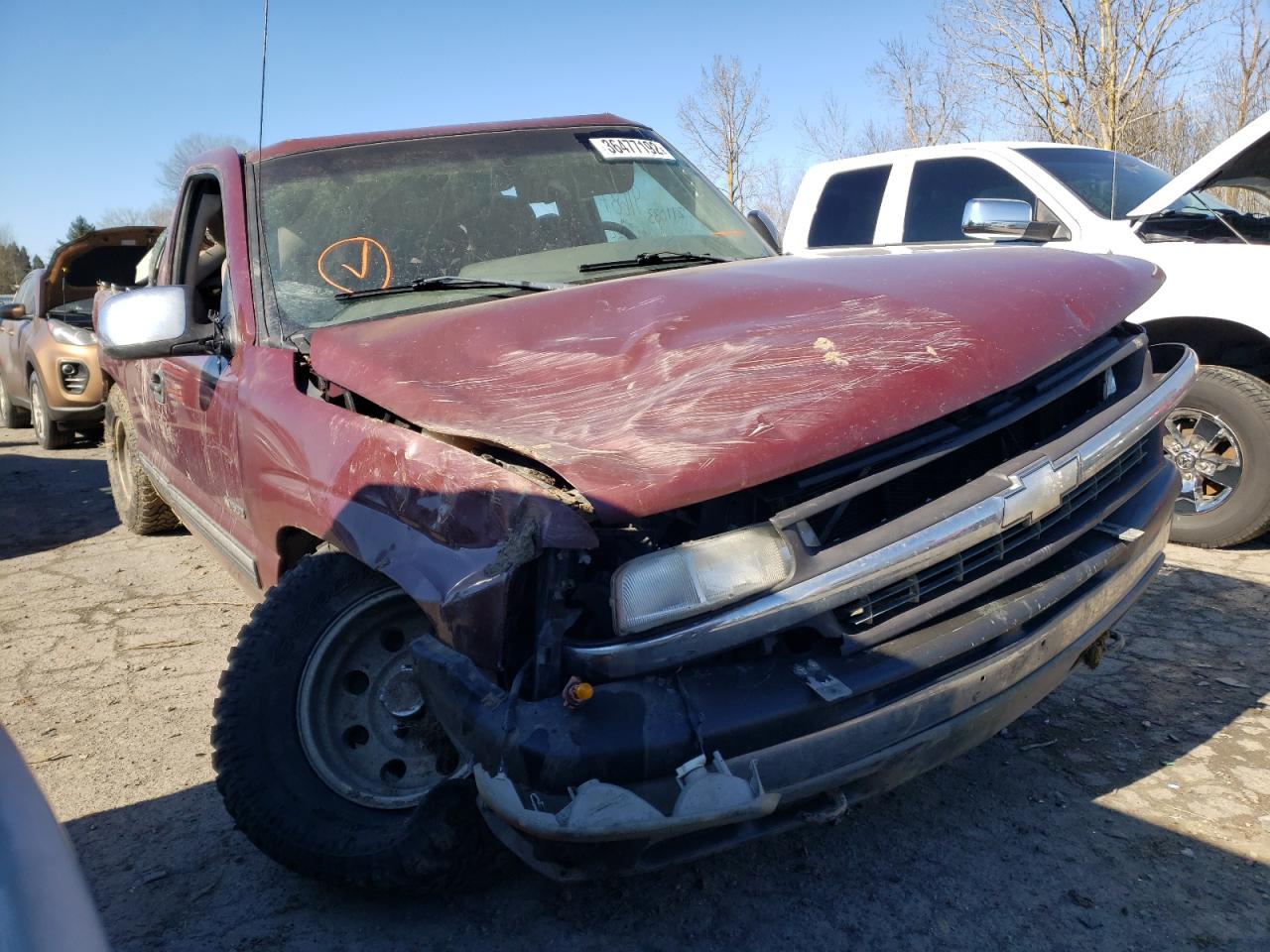 Photo 1 from auction – 1999 CHEVROLET SILVERADO with VIN 1GCEK19T9XE103689