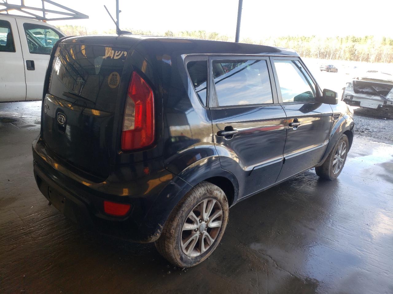 Photo 4 from auction – 2012 KIA SOUL + with VIN KNDJT2A6XC7358406